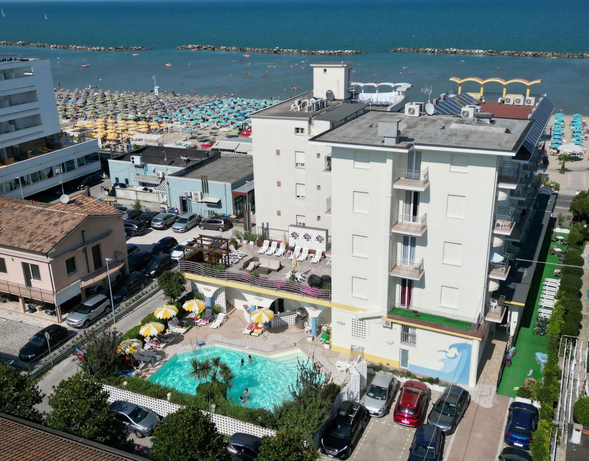 Hotel Gardenia Bellaria-Igea Marina Exterior photo