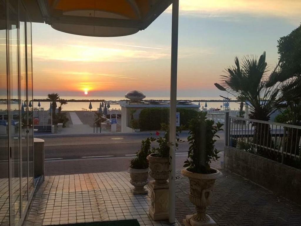 Hotel Gardenia Bellaria-Igea Marina Exterior photo